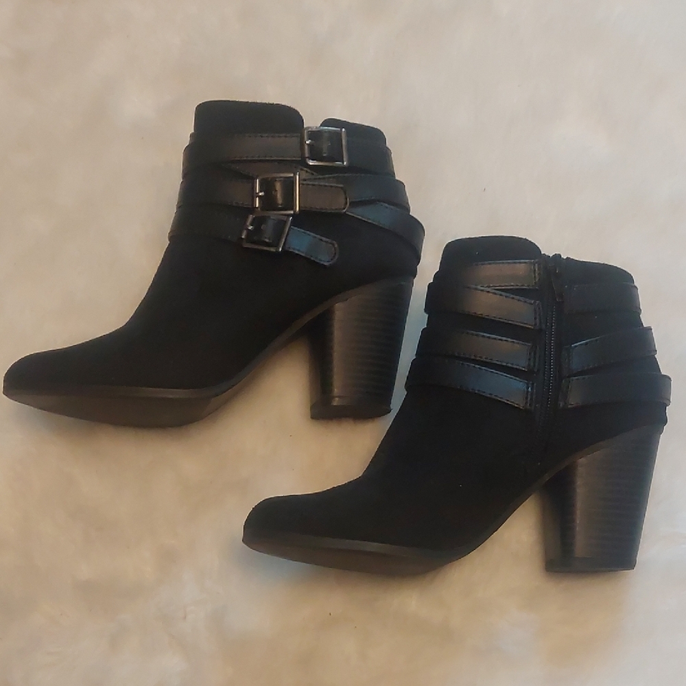 Elegant Black Ankle Booties with Buckle Straps